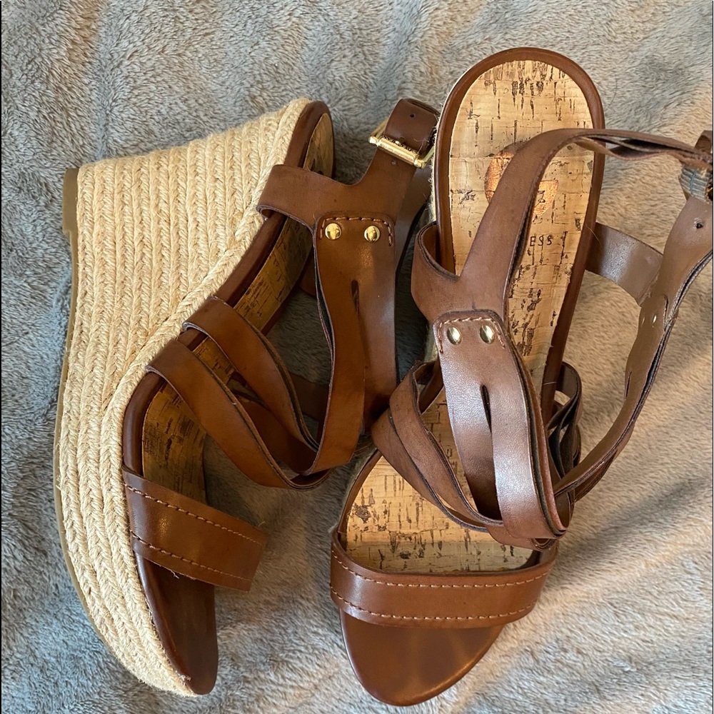 Guess platform heels